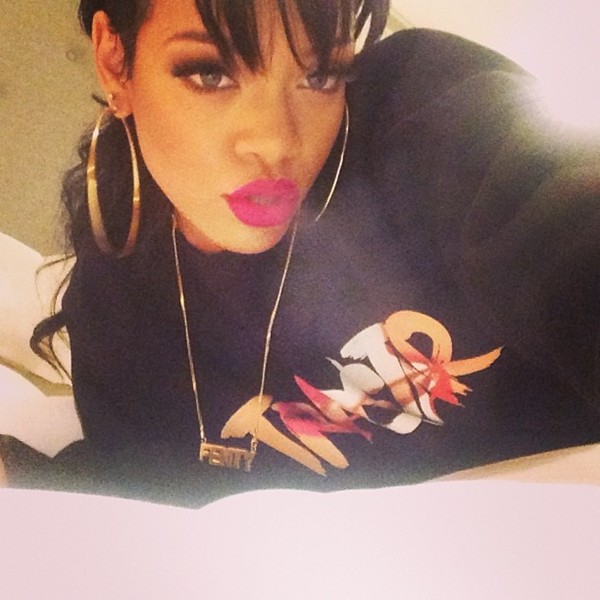 Rihanna nEW pHOTO